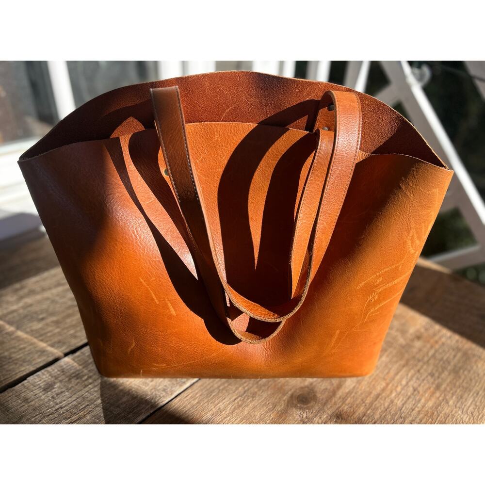 Moore & Giles Welden leather Tote Bag - Picture 2 of 10
